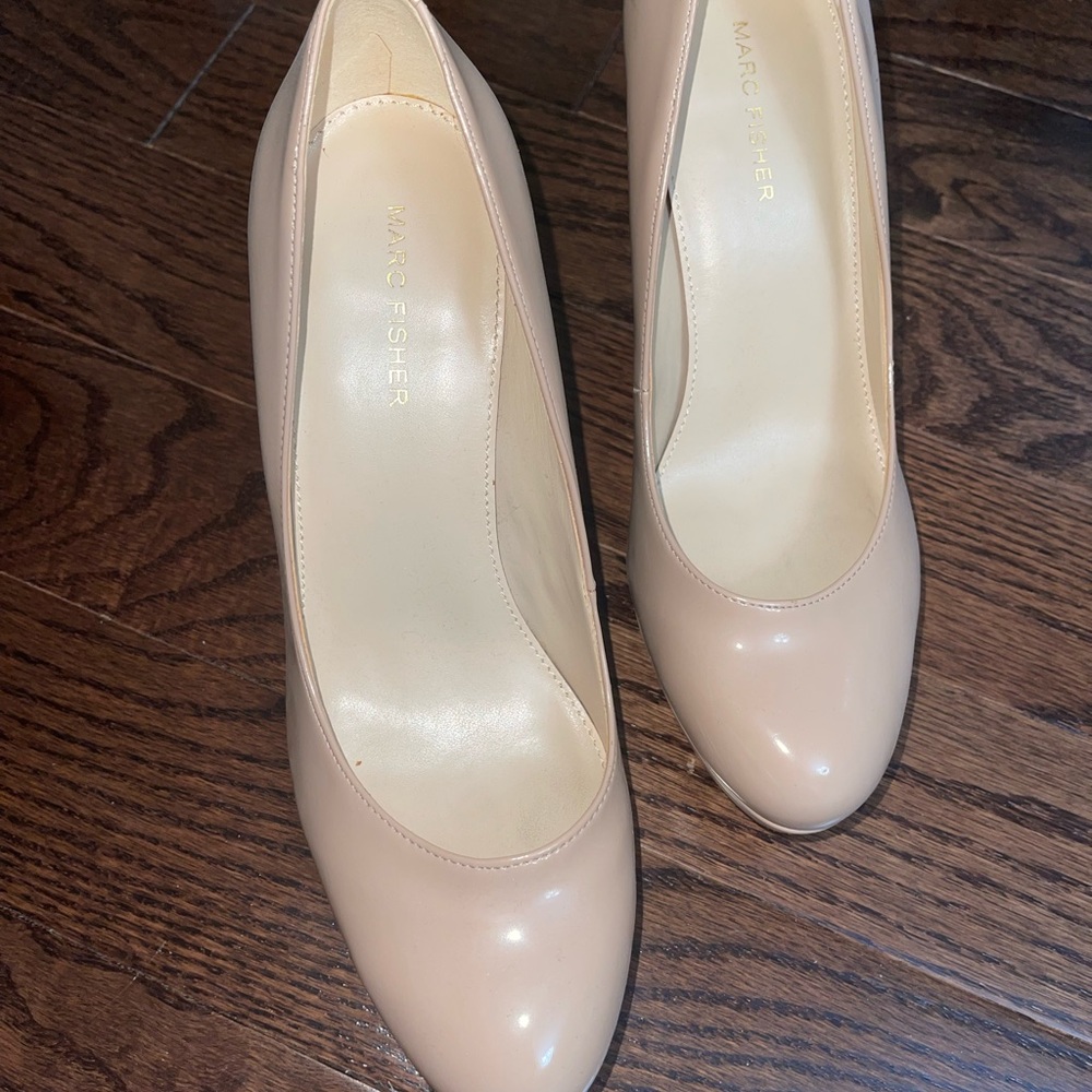marc fisher nude heels